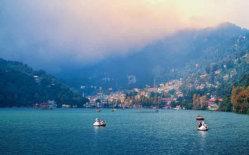 Nainital, A lake shaped like a cup