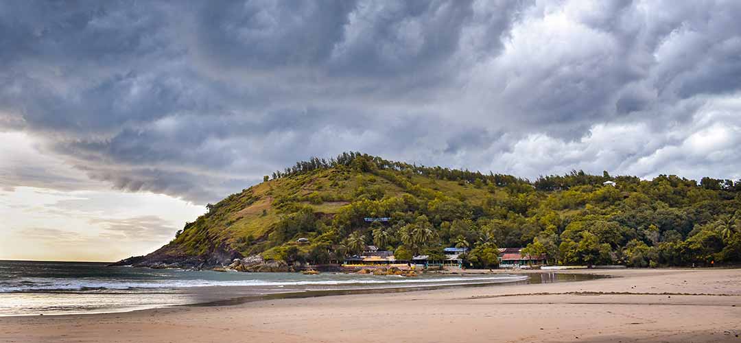 camping out with family in Gokarna beach